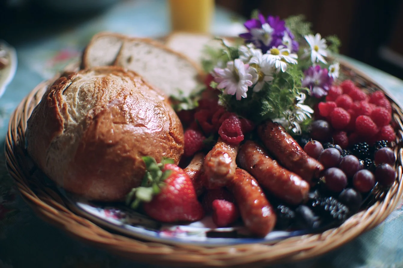 Delicious Memorial Day food spread with barbecue, salads, and festive desserts.