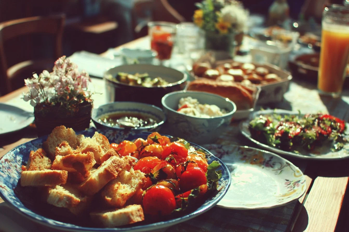 Colorful summer lunches featuring fresh ingredients and vibrant flavors.